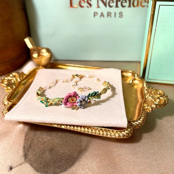 Les Nereides Multi Color Stone Floral🌺 Hand Painted Bracelet - Picture 2 of 5